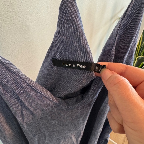 Doe & Rae Chambray Maxi Dress - Picture 3 of 4